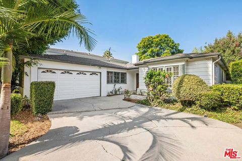 Photo of 9733 Monte Mar Drive, Los Angeles, CA 90035 (MLS # 25615971)