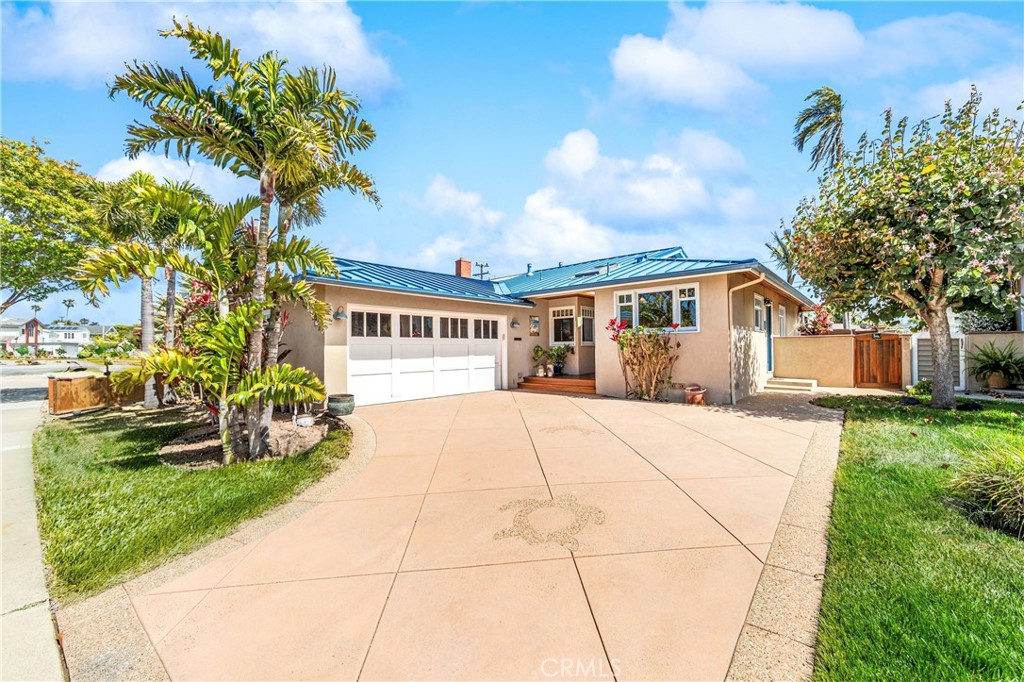 800 Driftwood Avenue