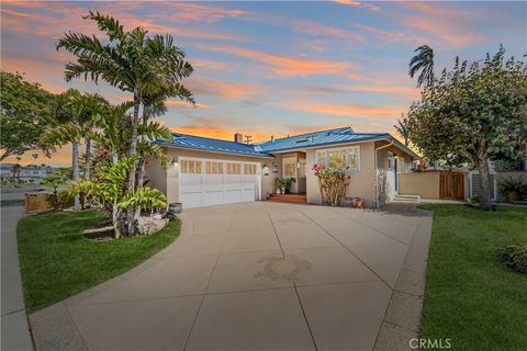 Photo of 800 Driftwood Avenue, Seal Beach, CA 90740 (MLS # PW26099741)