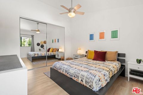 Photo of 350 Burchett Street #101, Glendale, CA 91203 (MLS # 26634753)