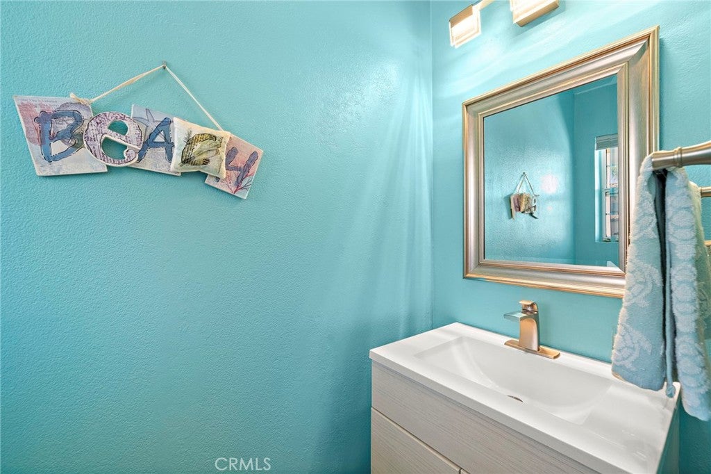 21 Calle Verano, Rancho Santa Margarita CA 92688 - Photo 35