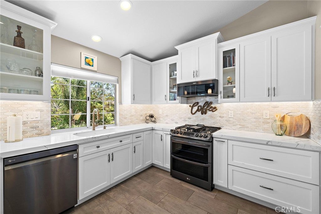 21 Calle Verano, Rancho Santa Margarita CA 92688 - Photo 10