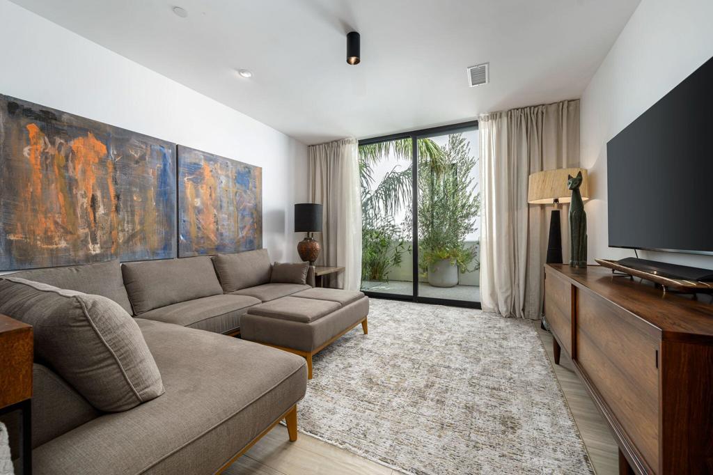 Indian Wells C.C. - Residential