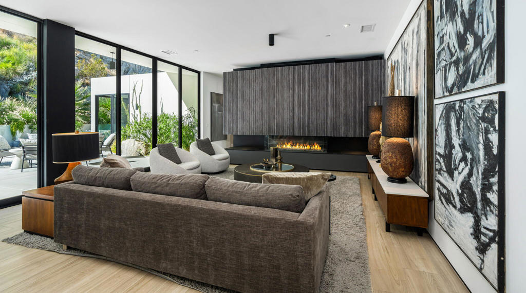 Indian Wells C.C. - Residential