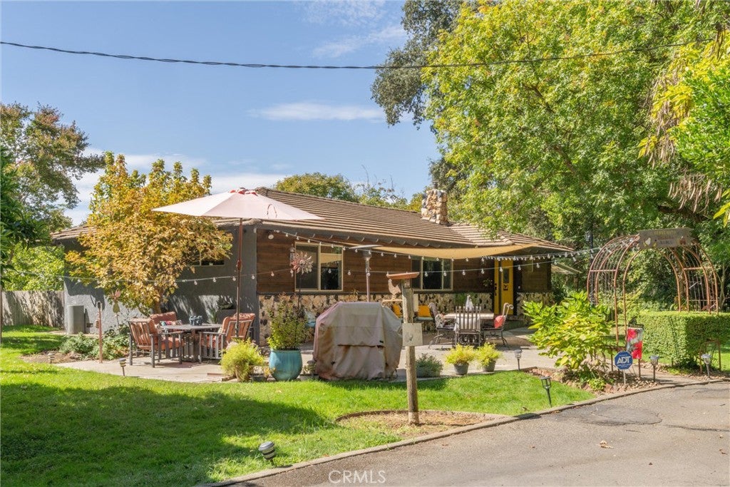 2164 Oak Way