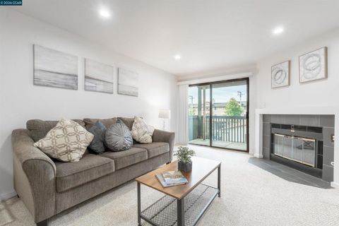 Photo of 1315 A St St, Hayward, CA 94541 (MLS # 41130585)