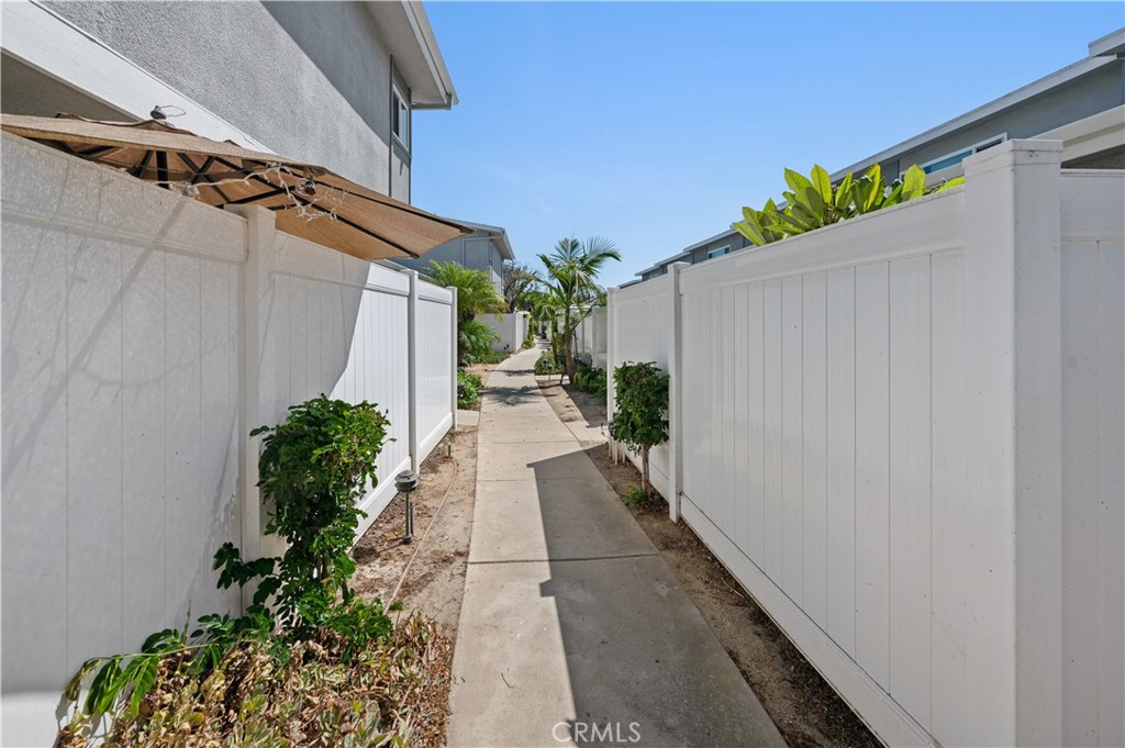 25018 Eshelman Avenue 10