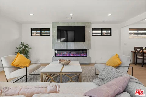 5253 Buffalo Avenue, Sherman Oaks, CA 91401 - MLS#: 26830985