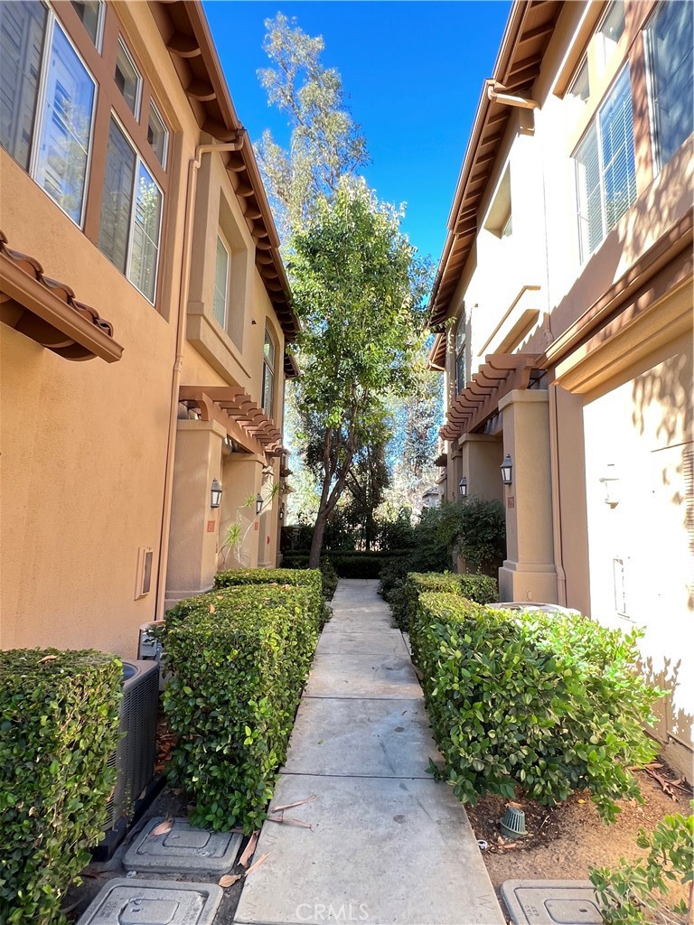 Cantada (CANT) - Residential Lease