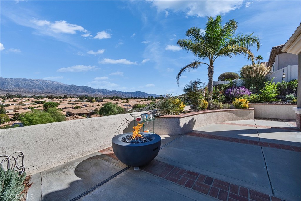 SUN LAKES COUNTRY CLUB - Residential