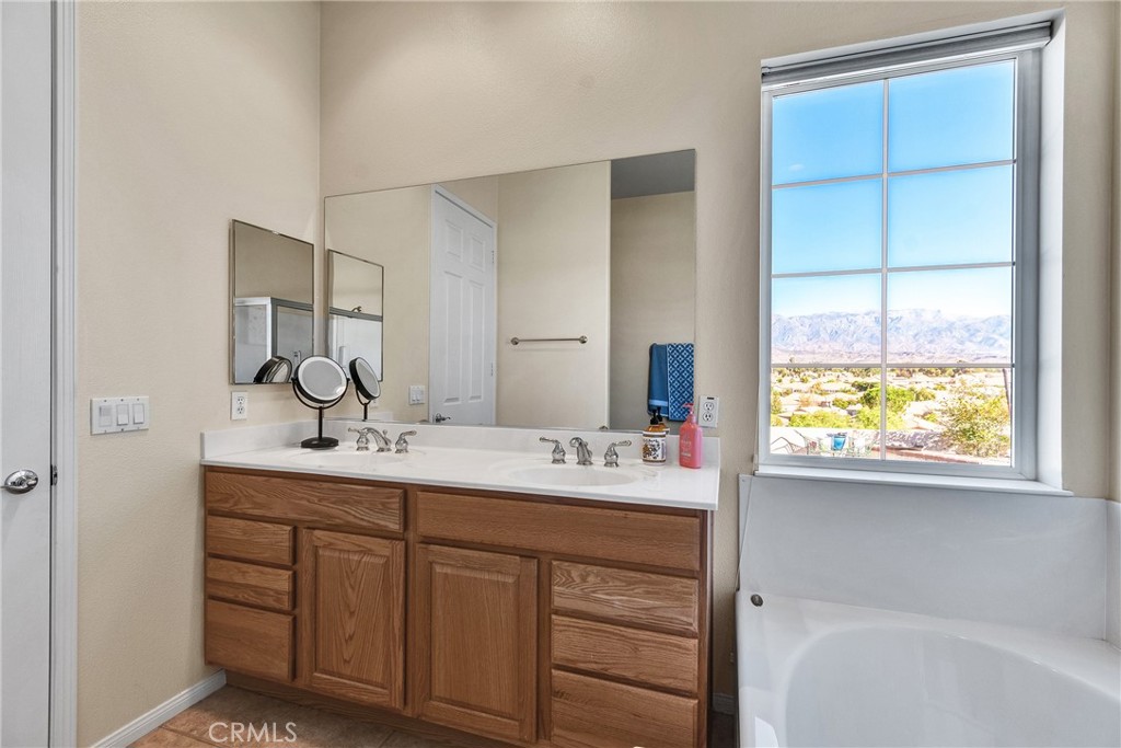 SUN LAKES COUNTRY CLUB - Residential