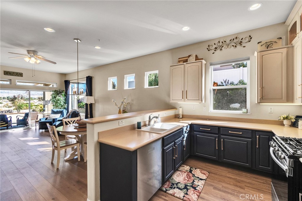 SUN LAKES COUNTRY CLUB - Residential