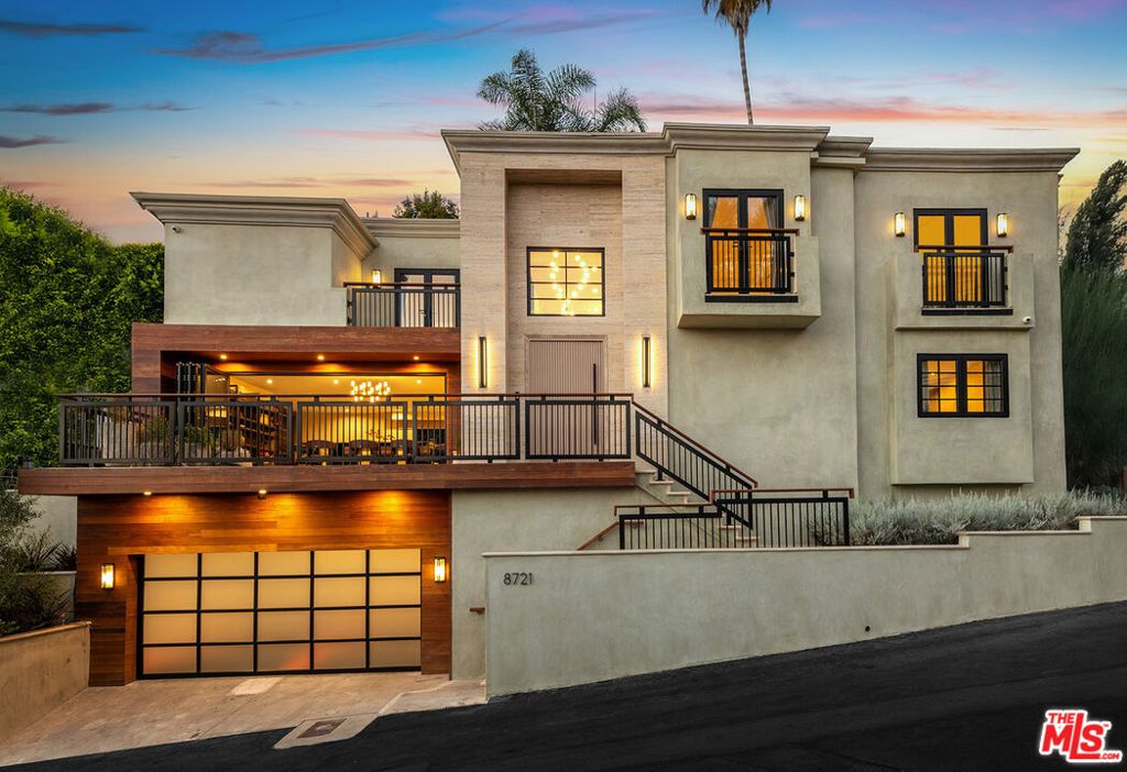 Photo of 8721 Sunset Plaza Terrace, West Hollywood, CA 90069 (MLS # 25591813)