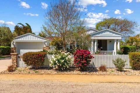 1938 Sheridan Road Encinitas CA 92024