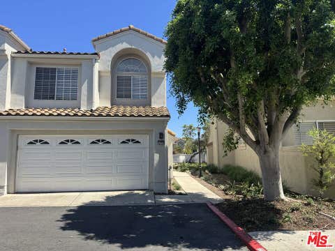 Photo of 35 Alcoba, Irvine, CA 92614 (MLS # 26846491)
