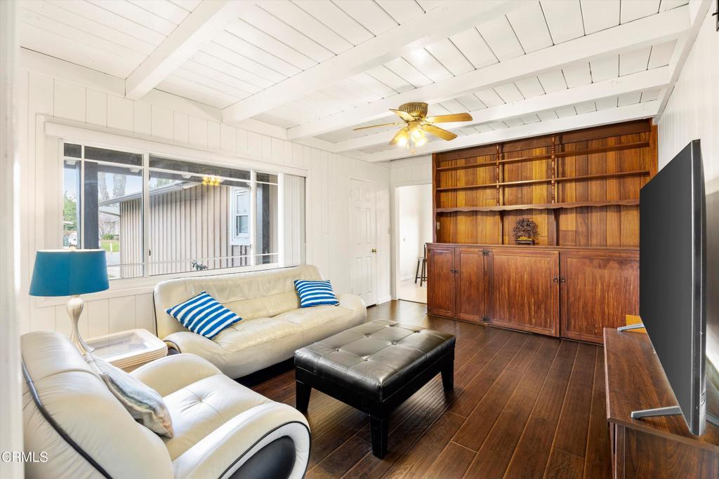 1446 E Herring Avenue