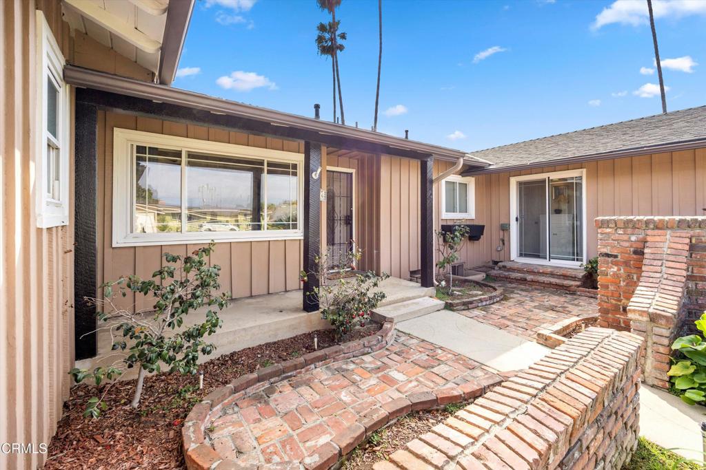 1446 E Herring Avenue