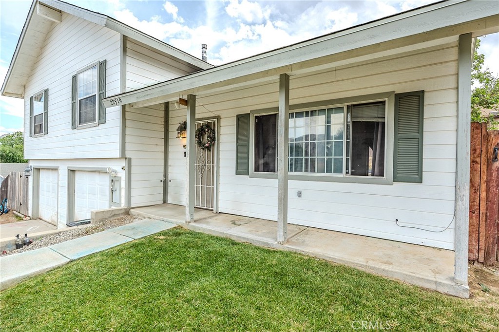 Incredible Opportunity Knocks with this 3 bedroom 3 bathroom home plus ADU! Maximize your Investment with rental income, in-law suite, or home office space! Large fenced yard, paved driveway and garage give you plenty of storage options. Take-in the Mountain Views while conveniently being located close to town! Priced To Sell Fast!