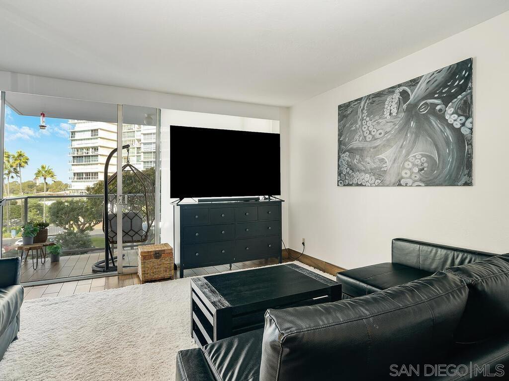 Coronado Shores - Residential