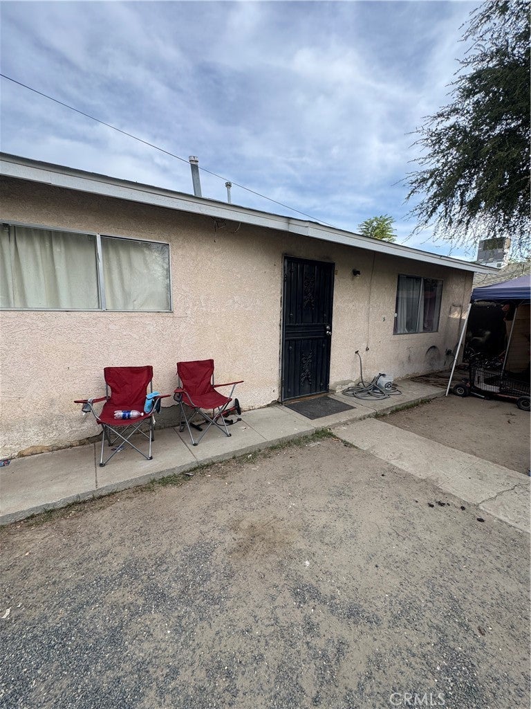 907 Kensington
