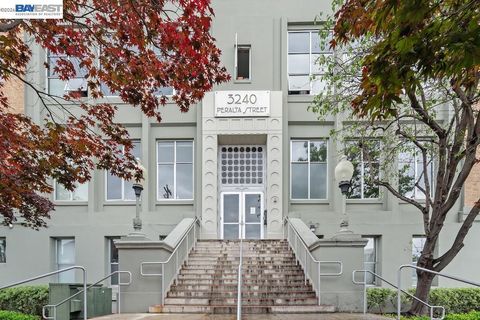 Photo of 3240 Peralta St St #24, Oakland, CA 94608 (MLS # 41130861)
