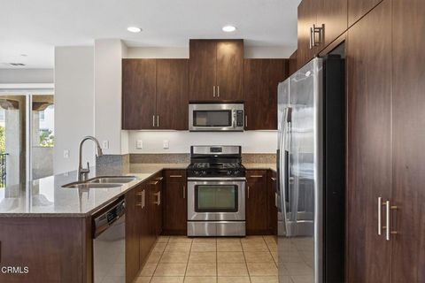 Tiny photo for 2715 Smokey Mountain Drive, Oxnard, CA 93036 (MLS # V1-34434)