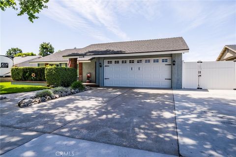 Photo of 4040 Penrod DR, Riverside, CA 92505 (MLS # IV26097153)