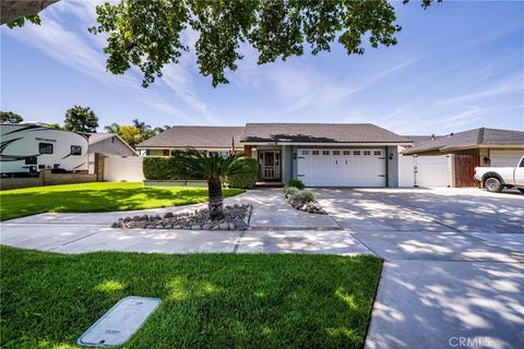 Photo of 4040 Penrod DR, Riverside, CA 92505 (MLS # IV26097153)