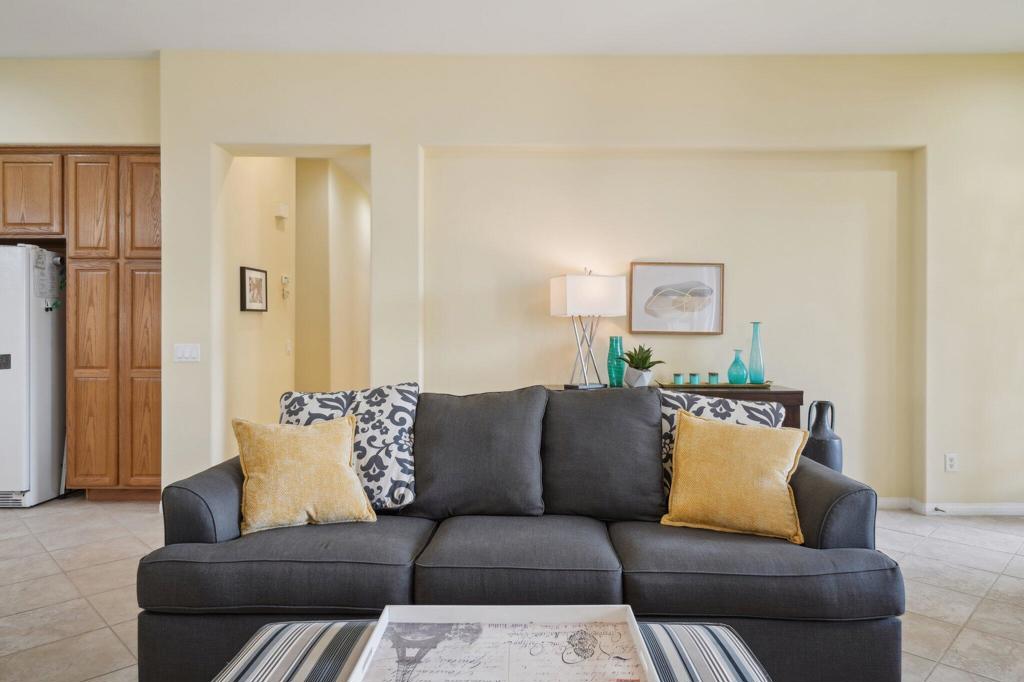 Heritage Palms CC - Residential Lease