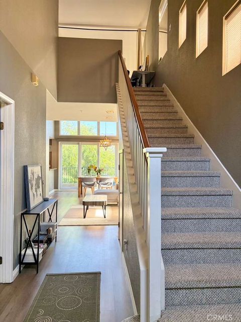 Photo of 286 N Madison Ave #404, Pasadena, CA 91101 (MLS # AR26078734)