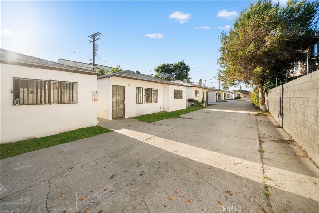 5800 Clara Street