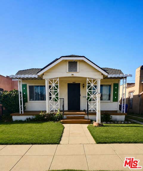 Photo of 1523 W 65th Street, Los Angeles, CA 90047 (MLS # 26845533)