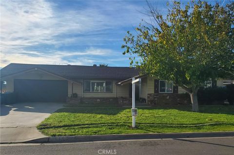 1192 Cherry Lane Calimesa CA 92320
