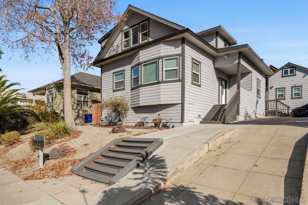 931 21st