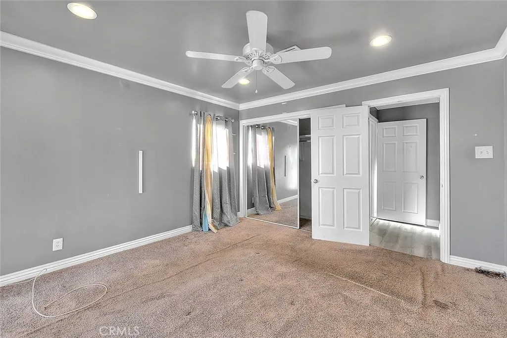 Los Angeles, California 90047, United States, 4 Bedrooms Bedrooms, ,3 BathroomsBathrooms,Residential,Active,182050