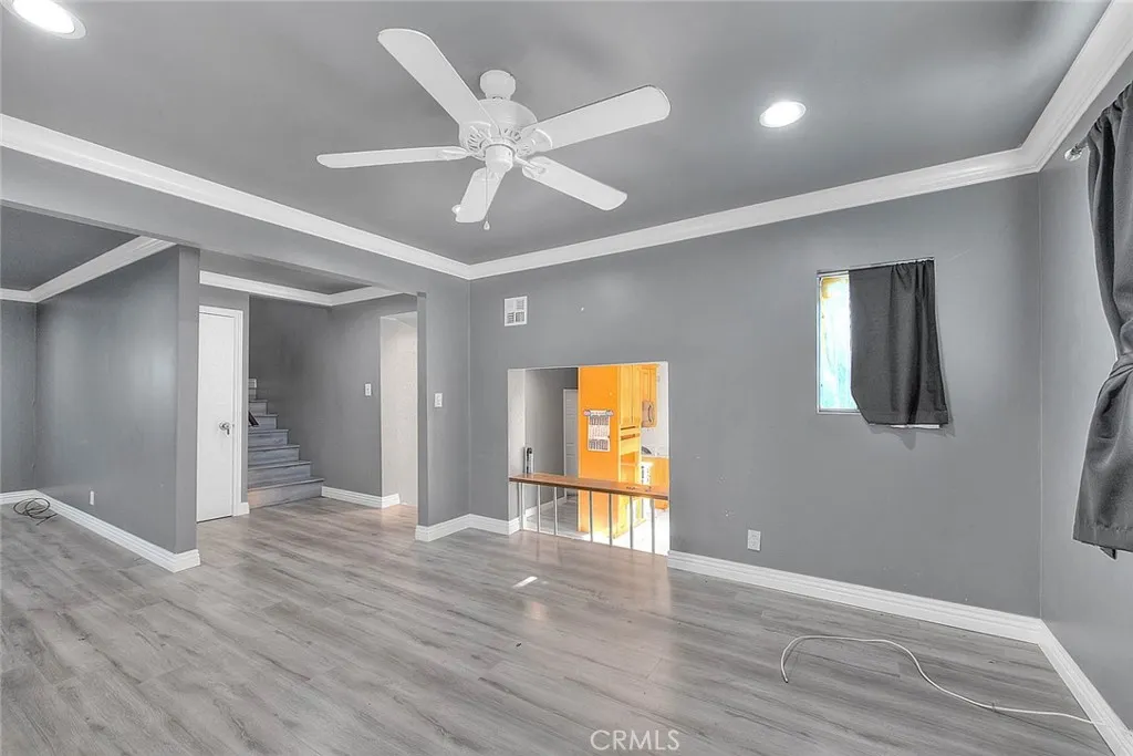 Los Angeles, California 90047, United States, 4 Bedrooms Bedrooms, ,3 BathroomsBathrooms,Residential,Active,182050