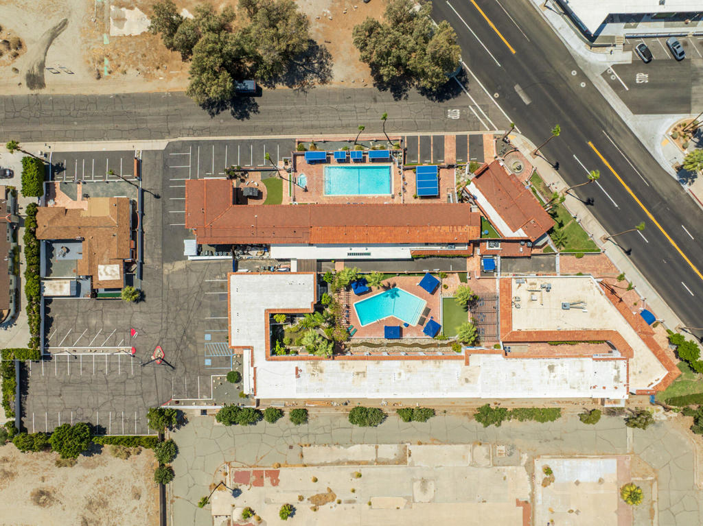 2300 Palm Canyon Drive