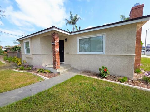Photo of 8459 Luxor Street, Downey, CA 90241 (MLS # PW26109912)