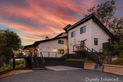 Photo of 20790 Fortuna Del Norte, Escondido, CA 92029 (MLS # NDP2602866)