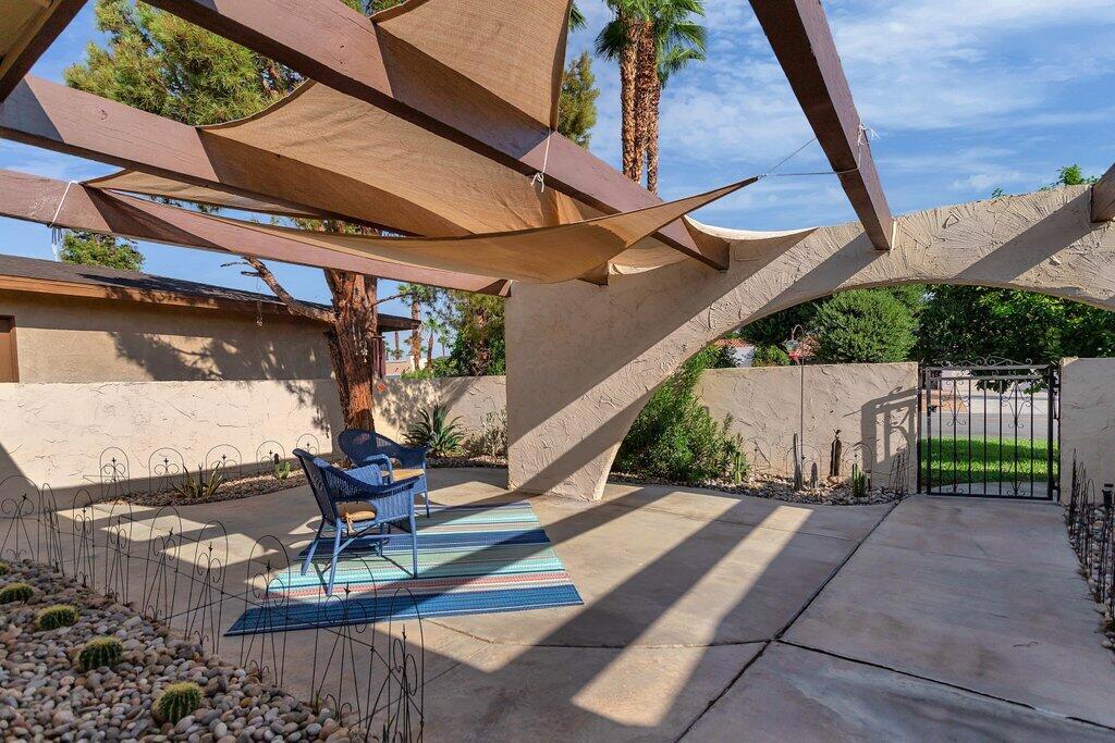 Palm Desert Country - Residential Lease