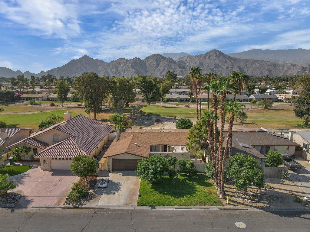 Seasonal Rental WITH a pool in the heart of Palm Desert. This 3 bedroom, 2 bathroom home is a relaxing desert retreat. Enjoy Southern views while sitting by the pool or have a cocktail next to the firepit. Located minutes from the famous Indian Wells Tennis Gardens, Shopping, Golfing and El Paseo. This is the perfect retreat to relax and play.