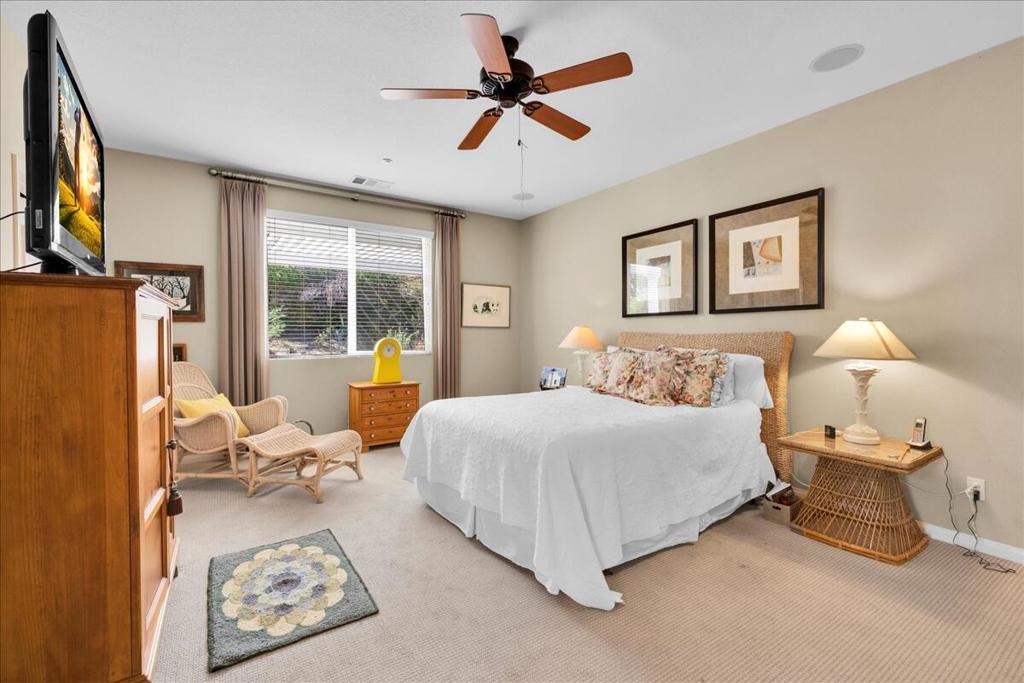 Four Seasons - Residential