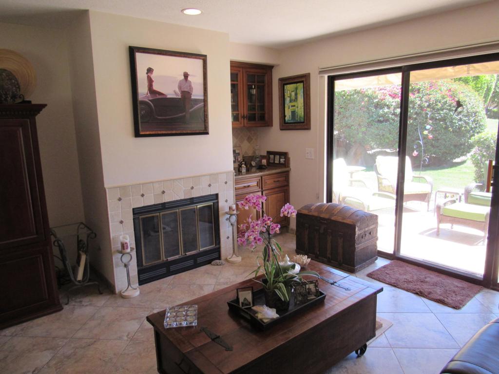 606 Woodcrest Lane