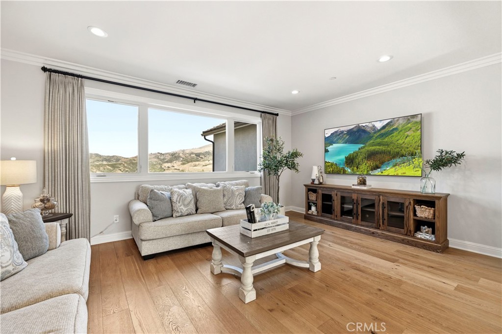 Porter Ranch, California, 91326, United States, 5 Bedrooms Bedrooms, ,7 BathroomsBathrooms,Residential,Active,2039021