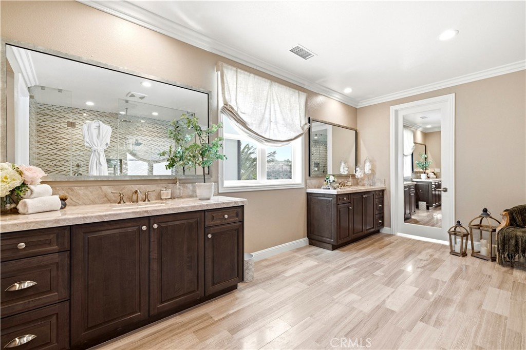 Porter Ranch, California, 91326, United States, 5 Bedrooms Bedrooms, ,7 BathroomsBathrooms,Residential,Active,2039021