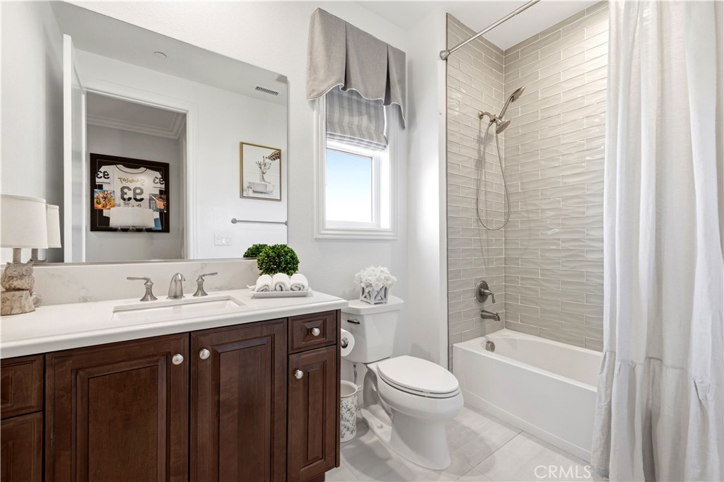 Porter Ranch, California, 91326, United States, 5 Bedrooms Bedrooms, ,7 BathroomsBathrooms,Residential,Active,2039021