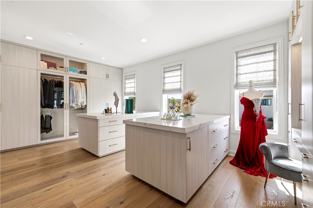Porter Ranch, California, 91326, United States, 5 Bedrooms Bedrooms, ,7 BathroomsBathrooms,Residential,Active,2039021