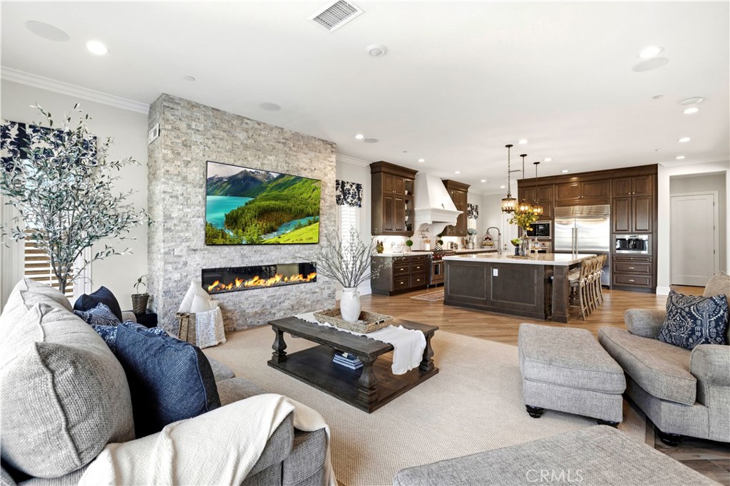 Porter Ranch, California, 91326, United States, 5 Bedrooms Bedrooms, ,7 BathroomsBathrooms,Residential,Active,2039021