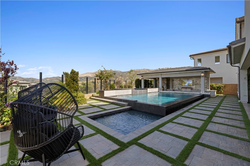 Porter Ranch, California, 91326, United States, 5 Bedrooms Bedrooms, ,7 BathroomsBathrooms,Residential,Active,2039021