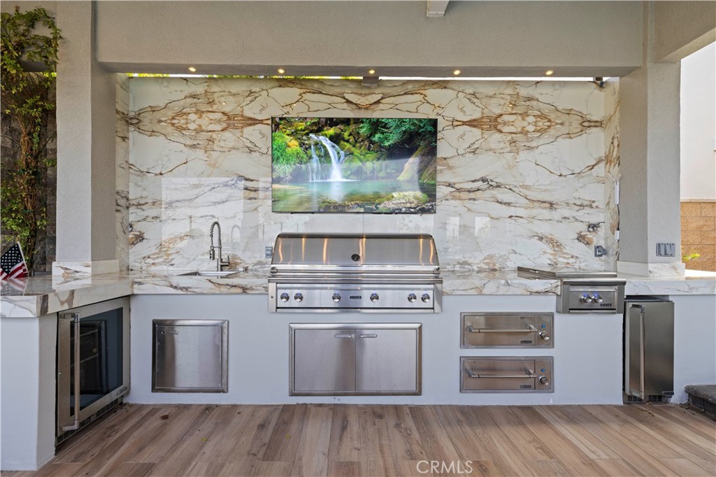 Porter Ranch, California, 91326, United States, 5 Bedrooms Bedrooms, ,7 BathroomsBathrooms,Residential,Active,2039021